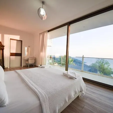 Kalkan'da Muhtesem Deniz Manzarali Villa-awz200 빌라