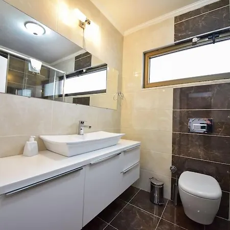 빌라 Kalkan'da Muhtesem Deniz Manzarali Villa-awz200 *