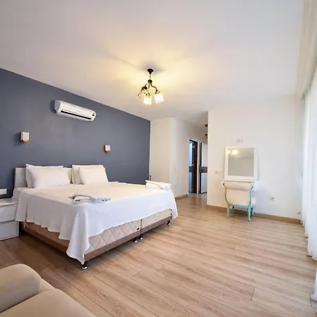 Kalkan'da Muhtesem Deniz Manzarali Villa-awz200 Villa